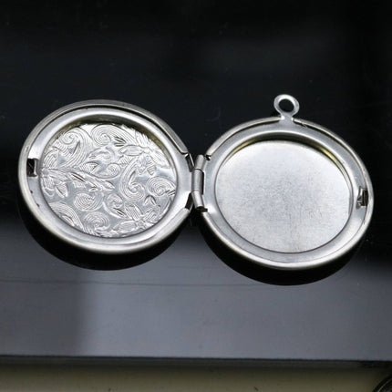 1/5/10/25 pcs STAINLESS STEEL Filigree Round Flower High Quality Locket Pendant Charm - 27x31mm 7mm thickness
