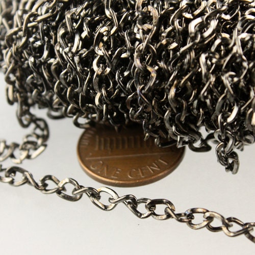 10 ft of Gunmetal Finished Twist Hammered Fashion Curb Chain - 5.2x3.8mm 22G Unsordered Link