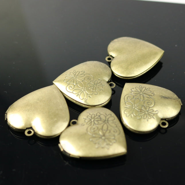 5 pcs Antique Brass Heart Locket Pendant Charm - 29x29mm 7mm thickness - Brass Locket Pendant Charm