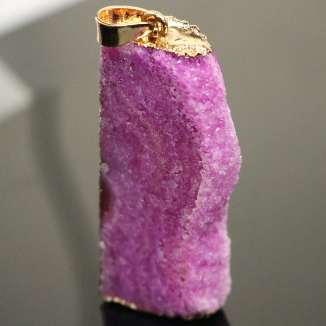 Druzy Pendant PINK Agate Raw Gemstone Pendant, Drusy Natural Stone Pendant  - 20-30mm x 30-40mm 9 mm + thickness