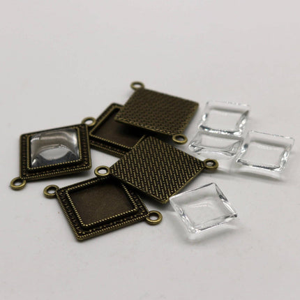 SQUARE Bezel with 15mmX15mm GLASS Magnifying Domes Cabochon LINk - 5 sets 10 pcs  - 38mmx30mm Antique Brass - KB05