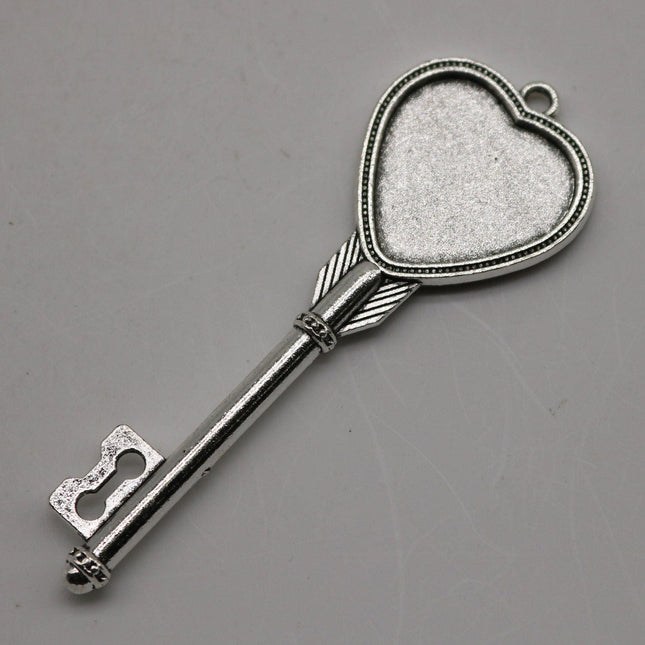KEY Bezel with 20mm HEART GLASs Magnifying Domes Cabochon - 5 sets 10 pcs  - 69mmx24mm Antique Silver - KB11