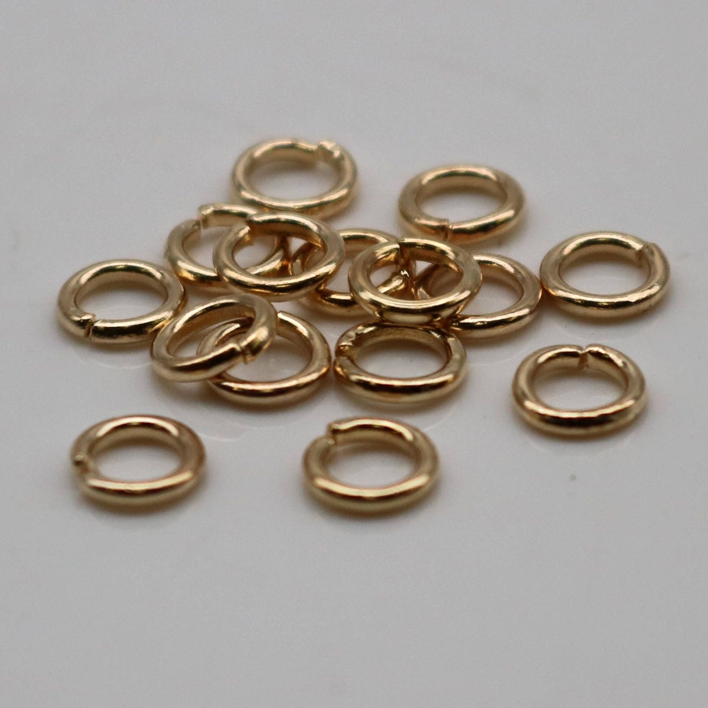 200 pcs of 5mm Jump Rings, Pinky Gold Champagne Gold Plated Jump Rings Open 5mmx1.0mm 18 Gauge 18G  Link Connector Open Jump  10x5mm