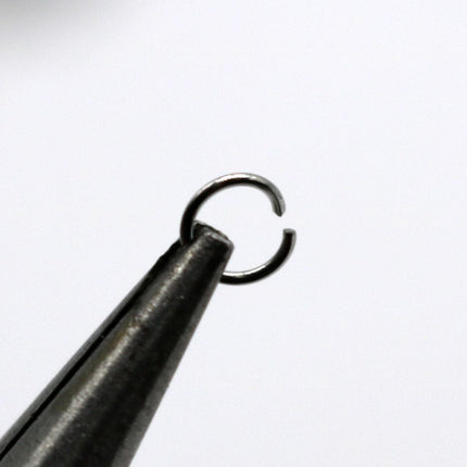 Jump RINGS 100 pcs of STAINLESS Steel Jump Rings Link Surgical Jumprings 4mm 24G 24 Gauge 0.5mm Bracelet Wholesale Jump Rings Bulk Jumprings