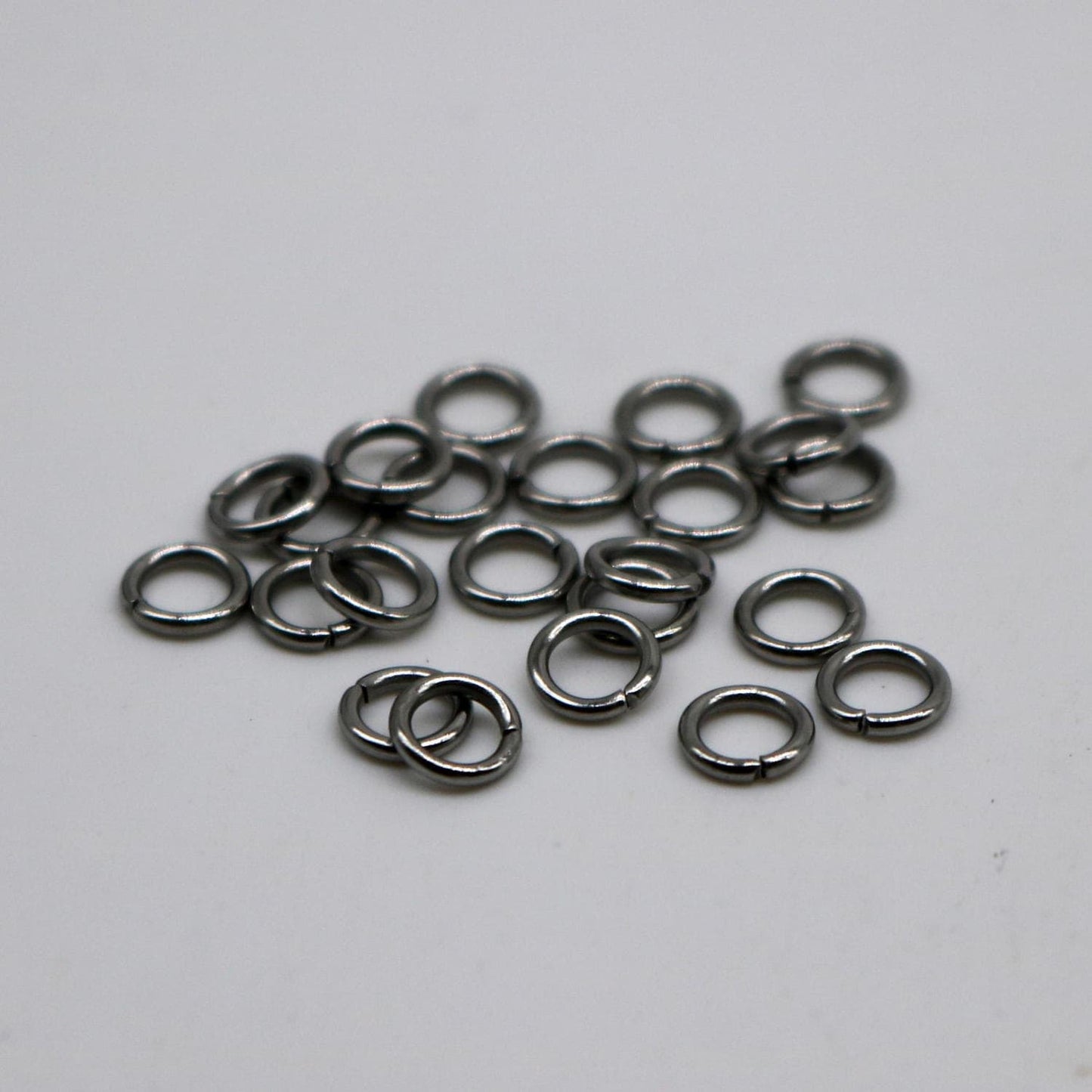 Jump RINGS 100 pcs of STAINLESS Steel Jump Rings Link Surgical Jumprings 4.5mm 20G 20 Gauge 0.8mm Bracelet Jump Rings Bulk Jumprings