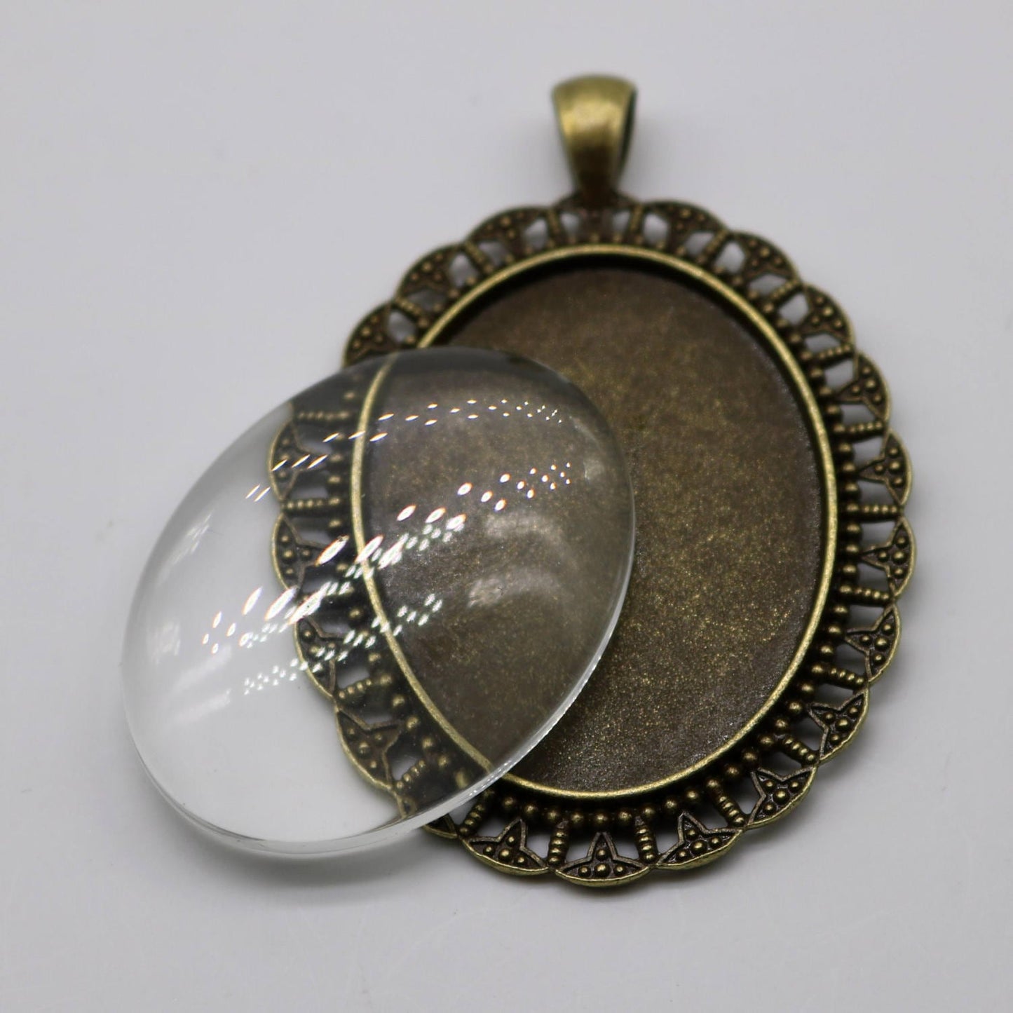 Pendant BEZELS with GLASS Magnifying OVAL Domes Cabochon - 5 sets 10 pcs  - for 30x40mm Cabochon - Antique Brass Bezel and Glass Cabochon