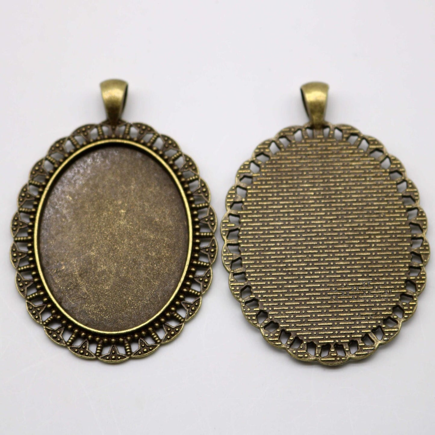 Pendant BEZELS with GLASS Magnifying OVAL Domes Cabochon - 5 sets 10 pcs  - for 30x40mm Cabochon - Antique Brass Bezel and Glass Cabochon