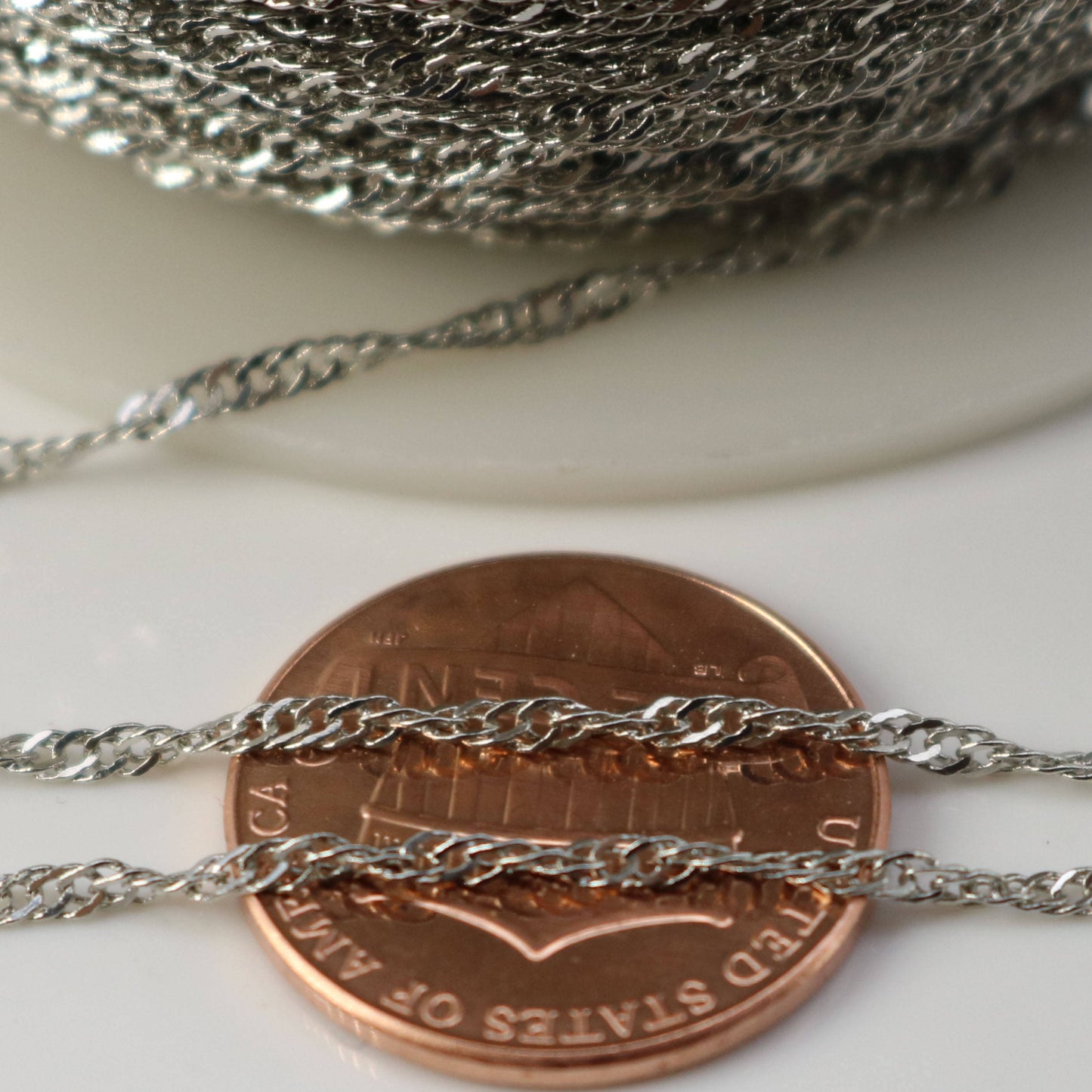 100 feet spool of Rhodium Plated SOLDERED TWIST Twisted Rope Curb Chain - 1.8mm width Solder link - with Free Jumpring (100 pcs)