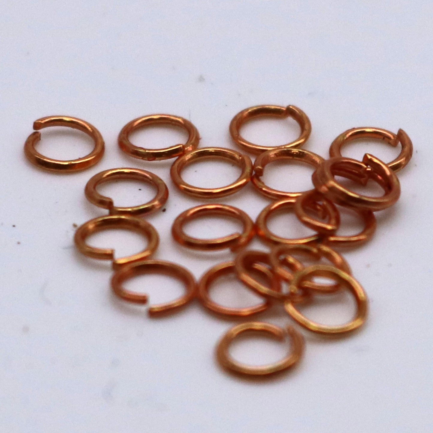 200 pcs 4mm Jump Rings, TARNISH Resistant Tarnish FREE Anti Tarnished Copper,  Jump Rings Open 4x0.5mm 24 Gauge 24G Bulk - ATO5x4