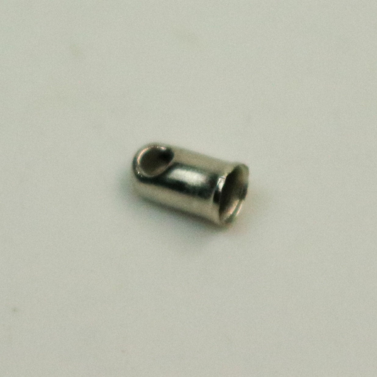 100 pcs of Rhodium Antique Silver Plated Cord End Tips Cap for 2mm
