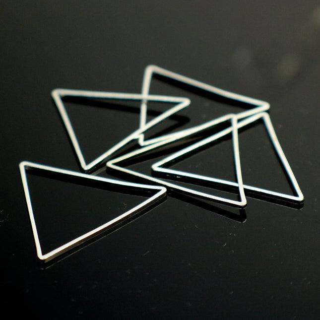 100 pcs Sterling Silver Plated Triangle Links - 29mm x 1.0mm thickness -  Linking Connector Closed Jump Rings