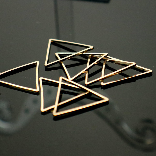25 pcs Pinky Gold (Champagne Gold) Plated Triangle - 20mm x 1.0mm thickness -  Linking Connector Closed Jump