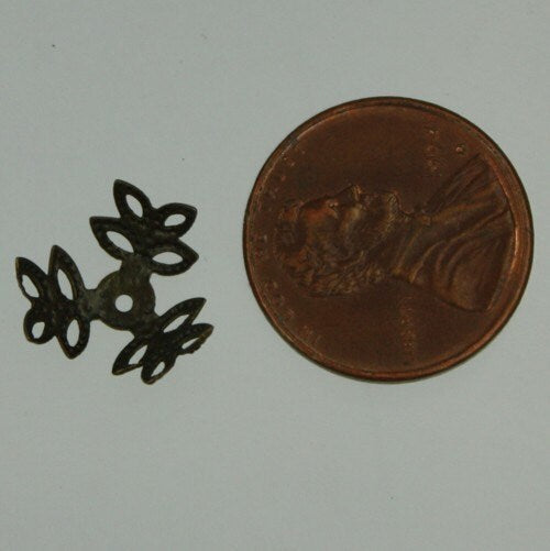 300 pcs of Antiqued brass three leaves filigree bead cap 16mm