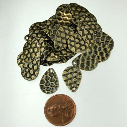 50 pcs of antiqued brass finished hammered filigree Tear Drop drops - 16.3x12mm