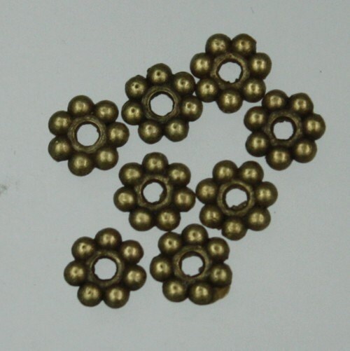 200 pcs - Antique Brass Finished Daisy Flower Spacer Beads - 6mm