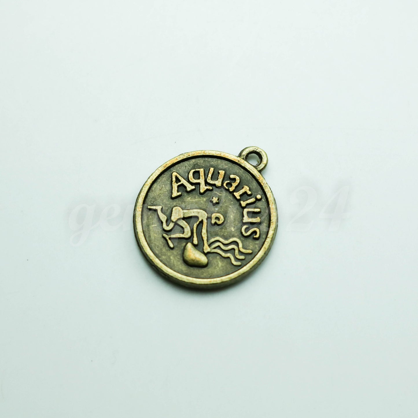 5 pcs of Zodiac Charm, Message Charm - Antique Brass - 28mm 3mm thickness 2.5mm Hole - Aquarius "Friendly" - January 20 - February 18