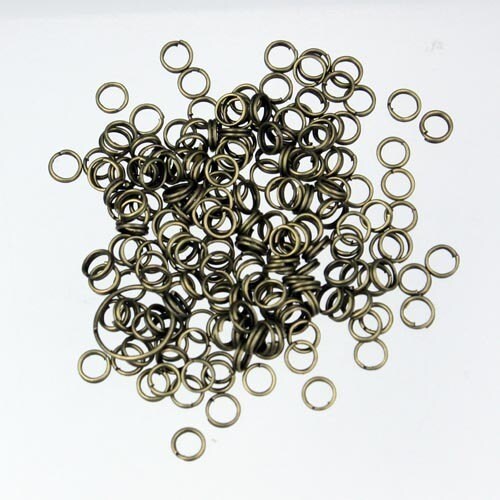 200 pcs of Antique Brass Finished Split Rings - 5mm