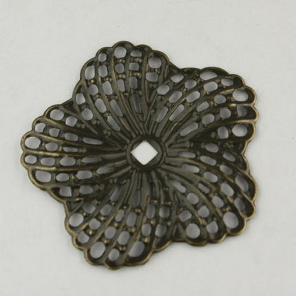 12 pcs of Antiqued Brass finished Hibiscus Flower filigree focal L:ink - 34mm