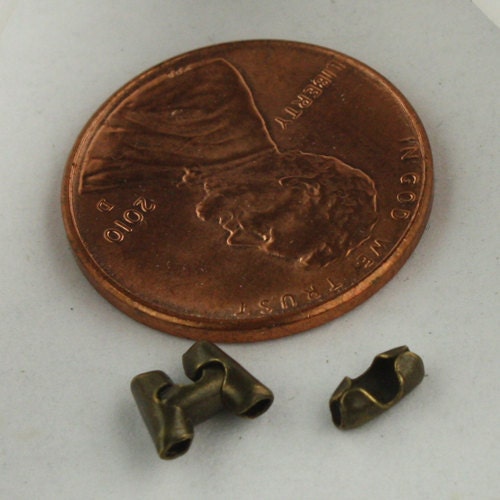 100 pcs of Antique Brass finished ball chain connector for 1.5mm ball chain - Insert Type - BALLCON15