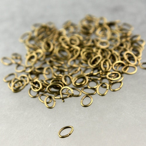 4x3mm OVAL Jump Rings, 200 Antique Brass Jump Rings / Bronze Open 4x3x0.5mm 24 Gauge 24G Link Connector Open Jump Rings 5x4x3mm