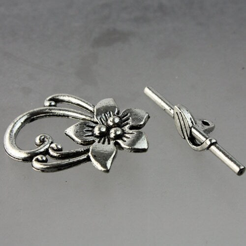 10 sets of Antique Silver Flower Sturdy Toggle Clasps