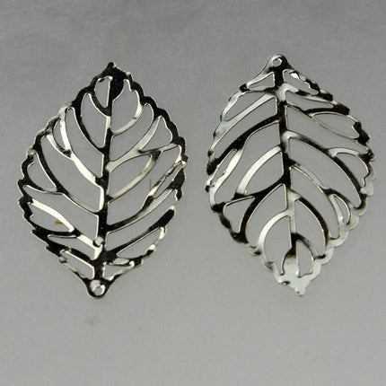 20 pcs of Antique Silver Finished Leaf Dangle Pendant Drop -  44x26mm