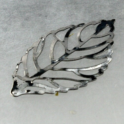 Holiday Sale 20 pcs of Gunmetal Finished Leaf Dangle Pendant Drop -  44x26mm