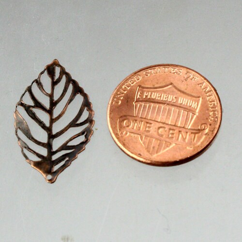 50 pcs of Antique Copper Finished Leaf Dangle Pendant Drop -  23.5x13.5mm