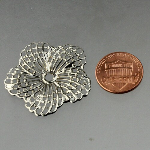 12 pcs of Antiqued Silver finished Hibiscus Flower filigree focal L:ink - 34mm