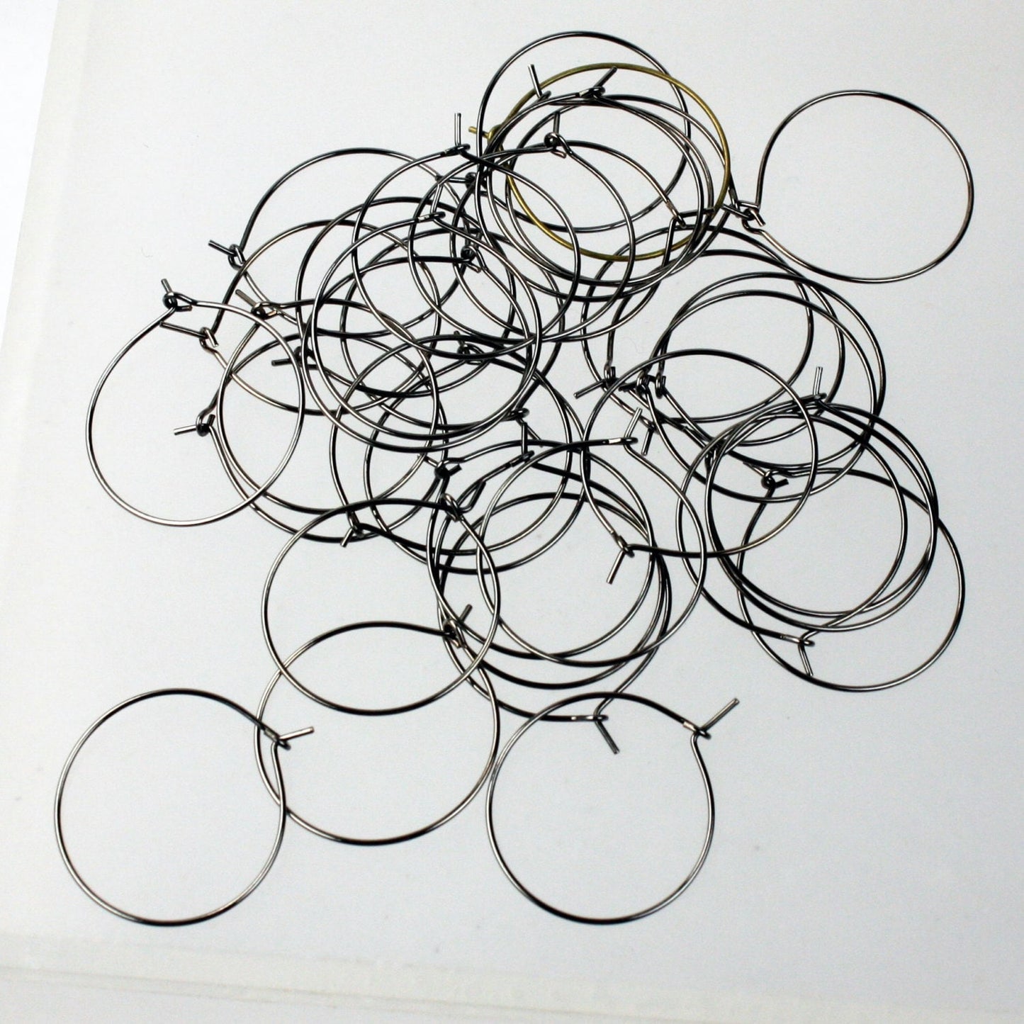 NEW Wholesale 100 pcs  - 25mm 1 inch Gunmetal Wine Glass Hoops Simple hoop earwires - Ship from California USA