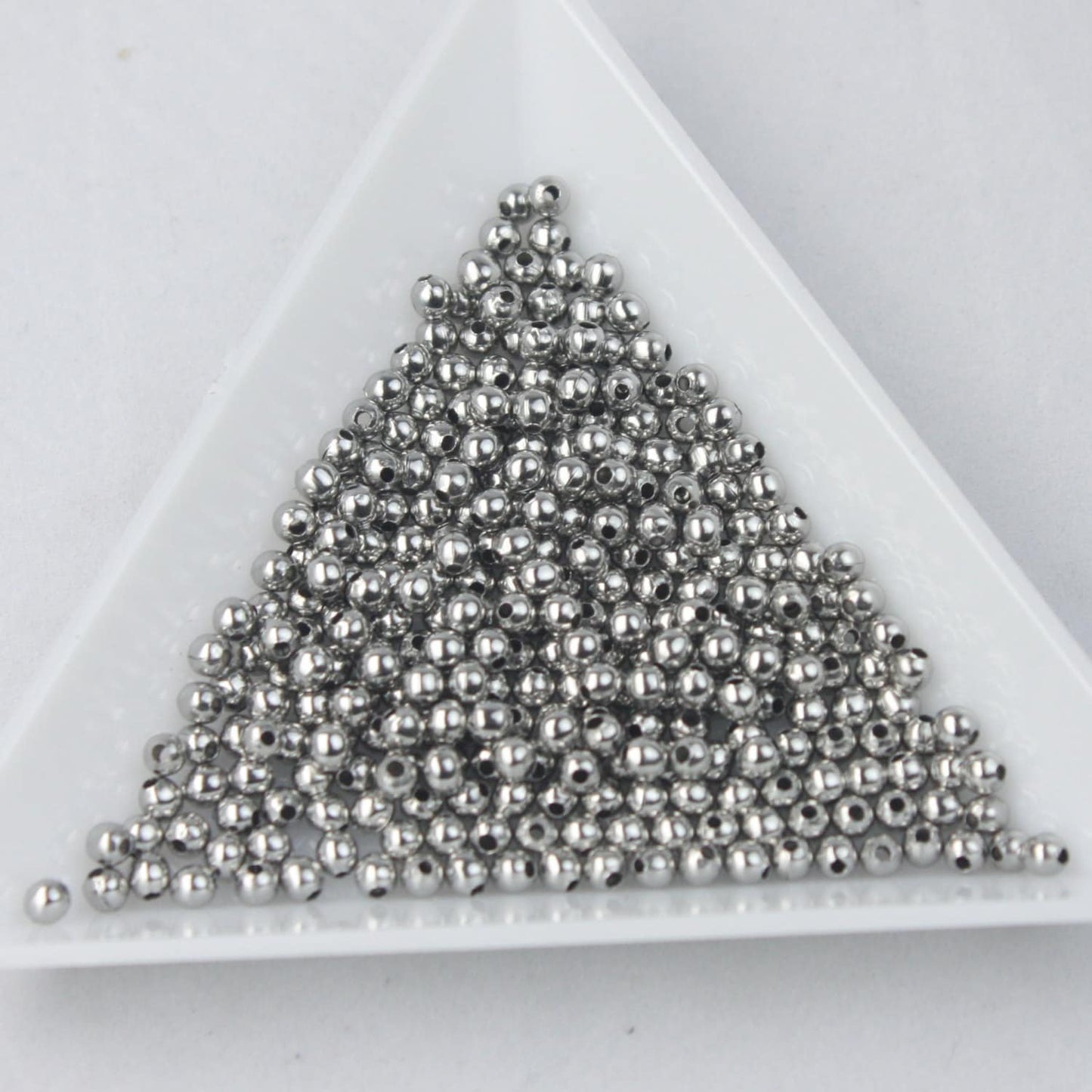 5000 pcs Rhodium Plated Round Spacer Beads - 2.4mm Bulk Wholesale