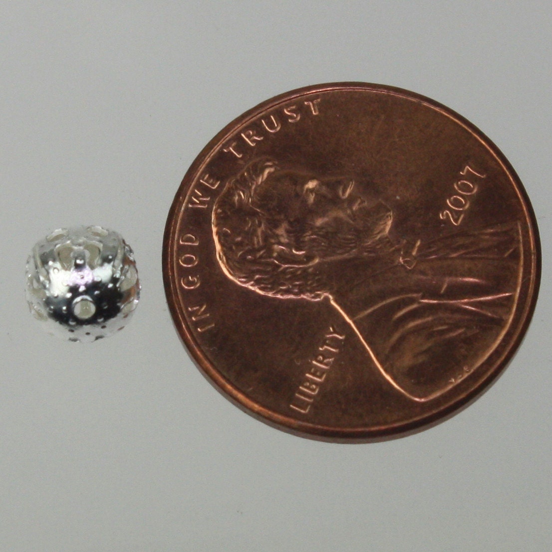 100 pcs of Silver Plated Filigree Round Beads Spacer - 6mm - Ship from California USA