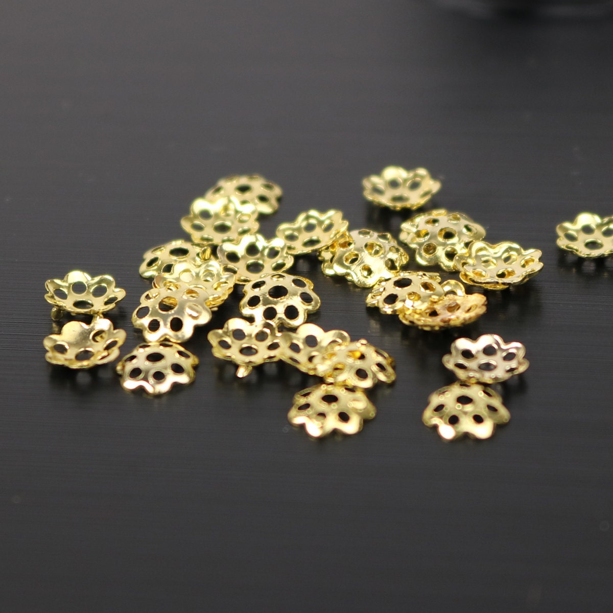 300 pcs Gold Plated Bead Caps - 6mm